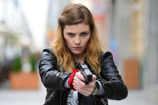 Komisarz Alex 9 sezon, odcinek 111: Nina ryzykuje życiem dla powodzenia misji