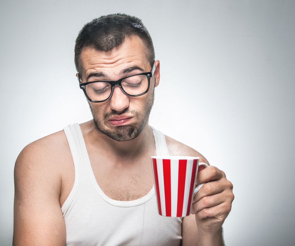 Zaburzenia smaku polegać mogą na całkowitym zniesieniu odczuwania smaku, ale i na osłabieniu czy wzmożeniu odczuwania bodźców smakowych.