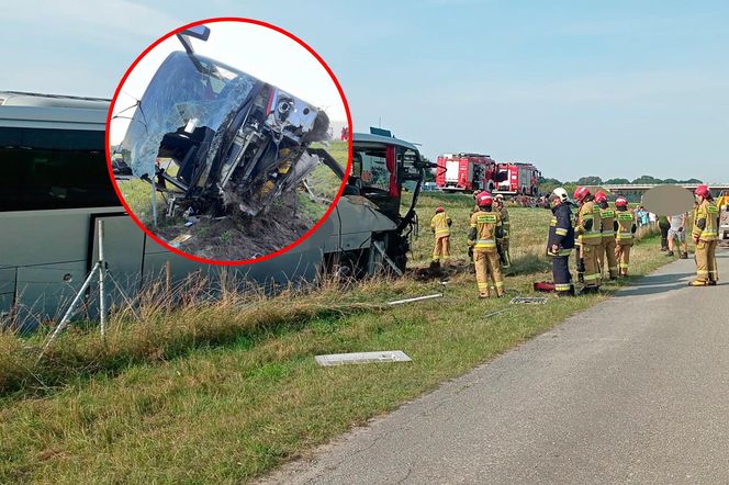 Wypadek na A4 pod Krapkowicami. Osiem osób rannych po zderzeniu autobusa i busa [ZDJĘCIA]