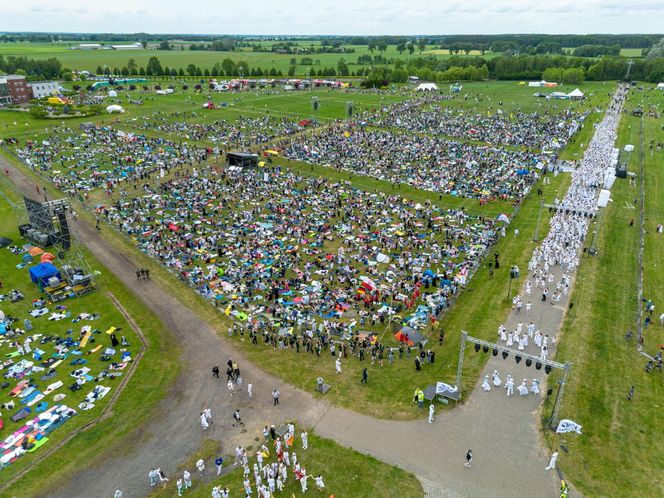 Ewakuacja na Polach Lednickich. Burza przerwała spotkanie młodych 