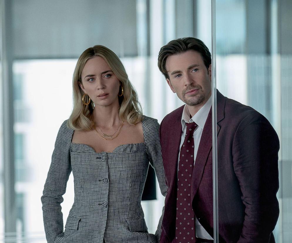 W rolach głównych wystąpili Emily Blunt i Chris Evans.