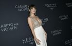 Dakota Johnson to jedna z najlepiej ubranych gwiazd. W czym tkwi sekret jej stylu? 
