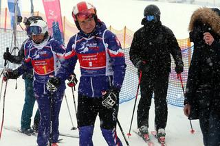 Prezydent Duda założył narty i pomknął w charytatywnych zawodach w narciarstwie alpejskim