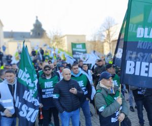 Górnicy protestowali pod ministerstwem przemysłu w Katowicach przeciwko likwidacji KWK Bielszowice