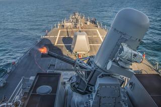 NIszczyciel USS Carney