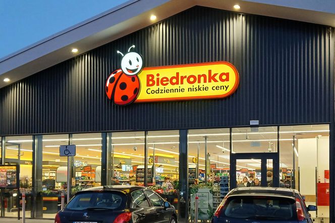 Skażone mięso w Biedronce. GIS ostrzega przed salmonellą