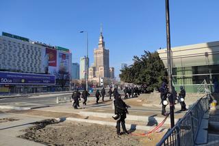 Warszawa wygląda, jakby szykowała się do wojny. Ogromne siły policji w centrum