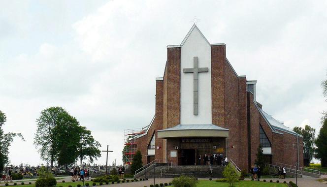 Ksiądz podglądał dzieci w przymierzalni