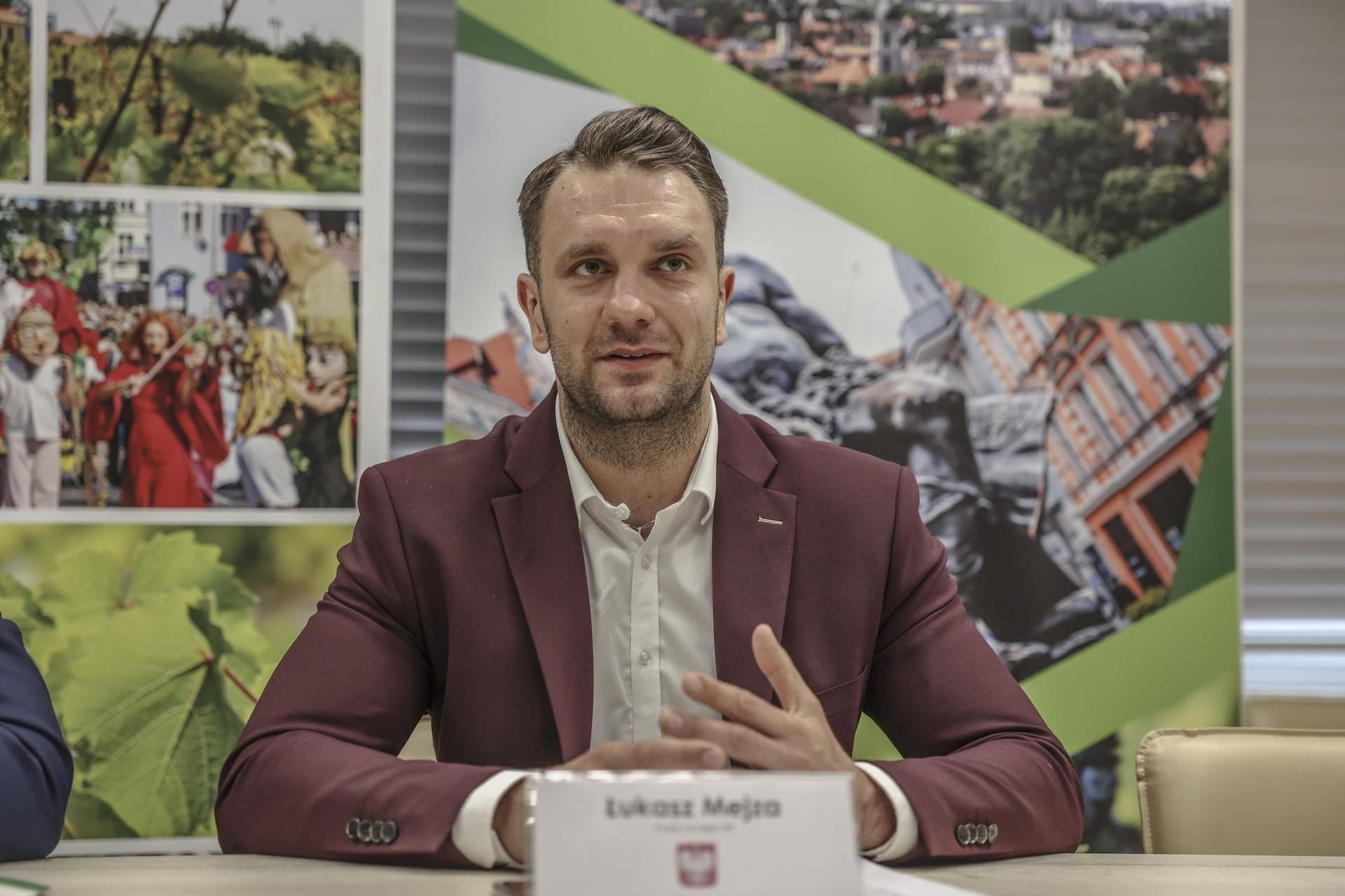 Łukasz Mejza kontra licealista. Sąd orzekł w głośnej sprawie o zniesławienie