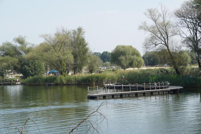 Koniec wakacji, ale nie sezonu kąpielowego. Weekend nad wodą w Przylasku Rusieckim