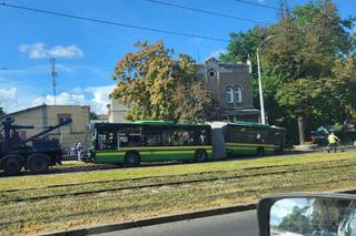 Kuriozalna awaria autobusu w Szczecinie. Rozerwało przegub na pół! 