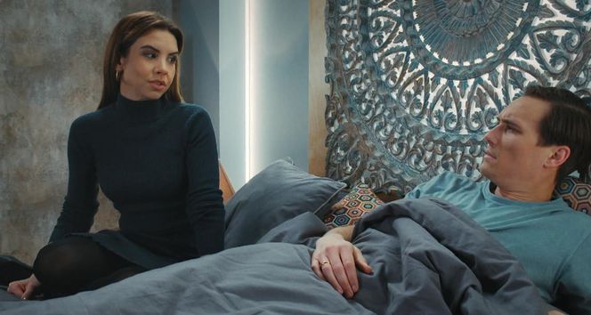 M jak miłość odcinek 1871 ostatni - finał sezonu. Aneta (Ilona Janyst), Olek (Maurycy Popiel) 