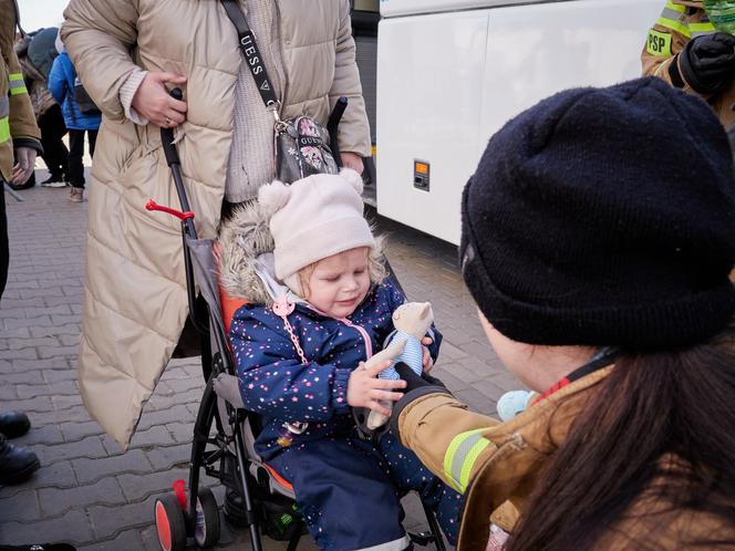 Podkarpaccy strażacy angażują się w pomoc humanitarną [GALERIA]