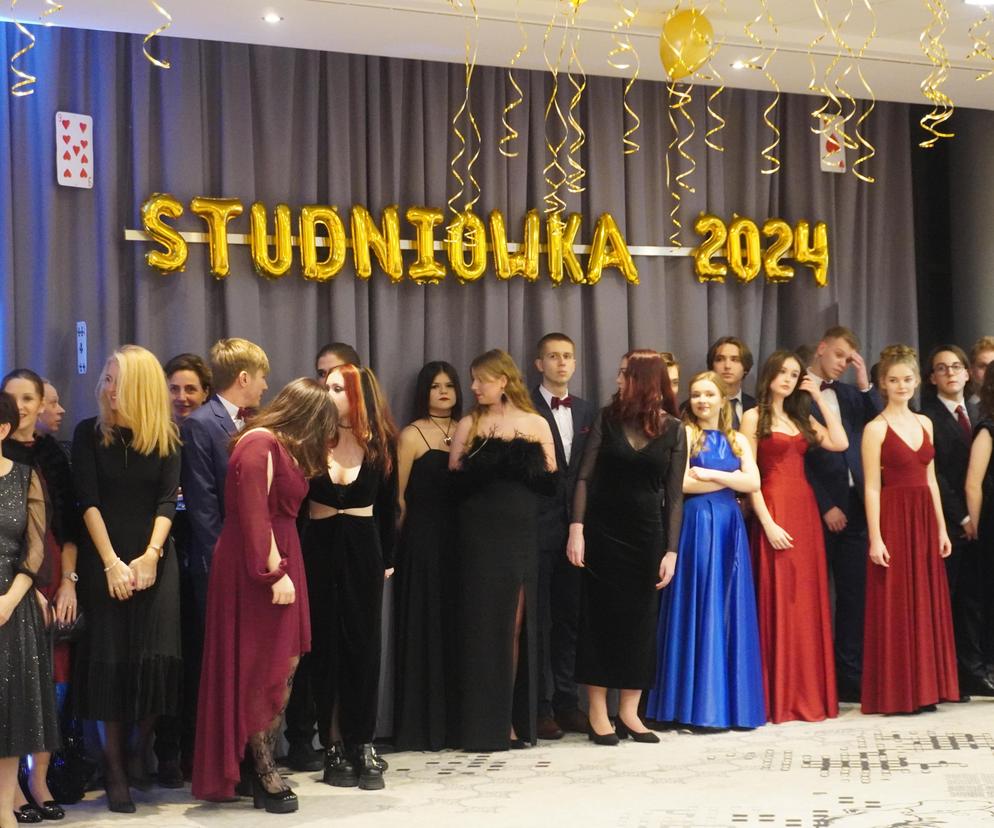 Tak podczas studniówki bawili się uczniowie III LO!