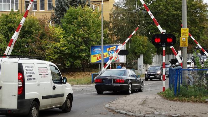 Liczą pojazdy na przejazdach kolejowych