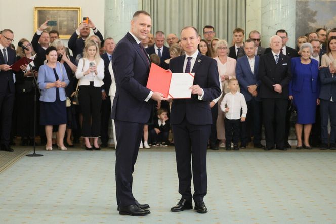 Powołanie ministrów w kancelarii Nawrockiego