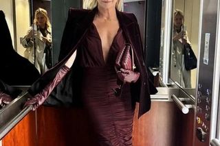 Pierwszy raz i od razu hit! Kożuchowska olśniła w bordowej kreacji