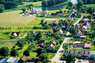 TOP 5 gmin z Warmii i Mazur o najwyższej medianie wynagrodzeń brutto