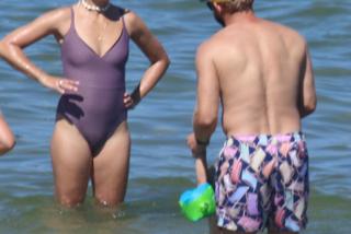 Borys Szyc z rodziną nad Bałtykiem