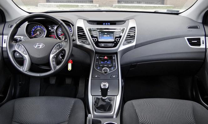 Hyundai Elantra 1.6 MPI w wersji Style