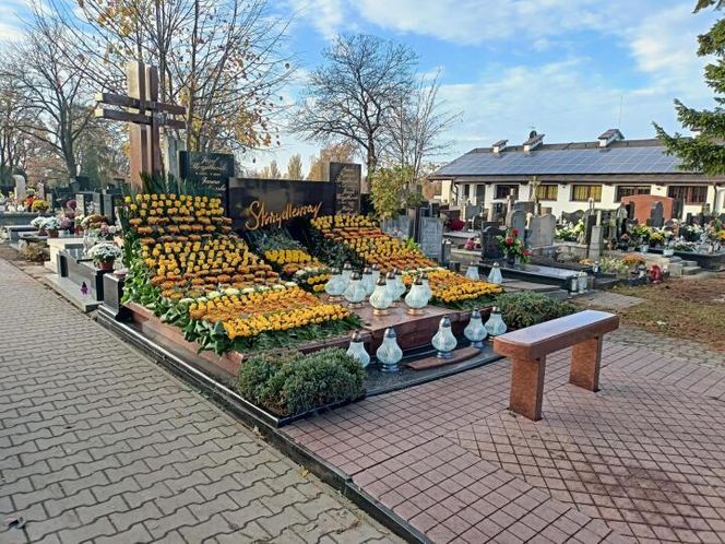 Cmentarz Zarzew 1 listopada