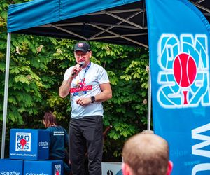 Sportowe emocje w Chorzowie. 150 biegaczy wystartowało w 6. edycji Chorzowskiej Dychy