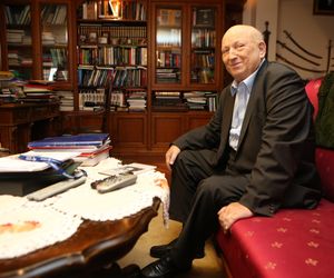 Tu spoczywa Józef Oleksy 