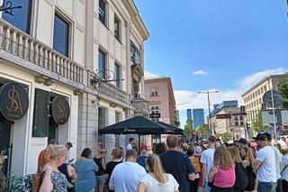 Kawowy ślad w centrum Warszawy