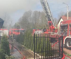 Pożar domu w Wyrowcach w gminie Ćmińsk