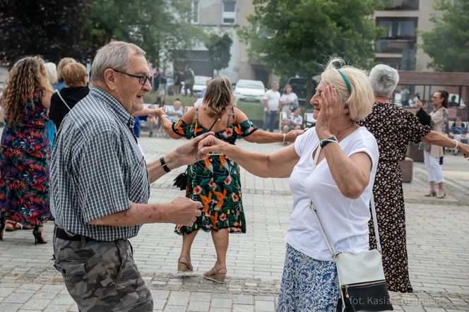 Starachowickie potańcówki na Rynku 2025