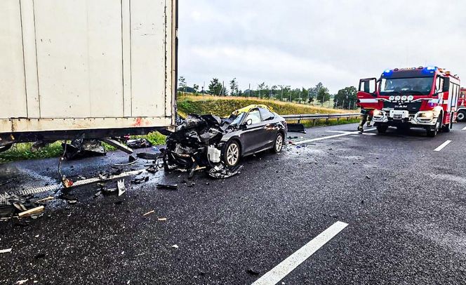Wypadek na S7 pod Nidzicą. Trzy osoby nie żyją