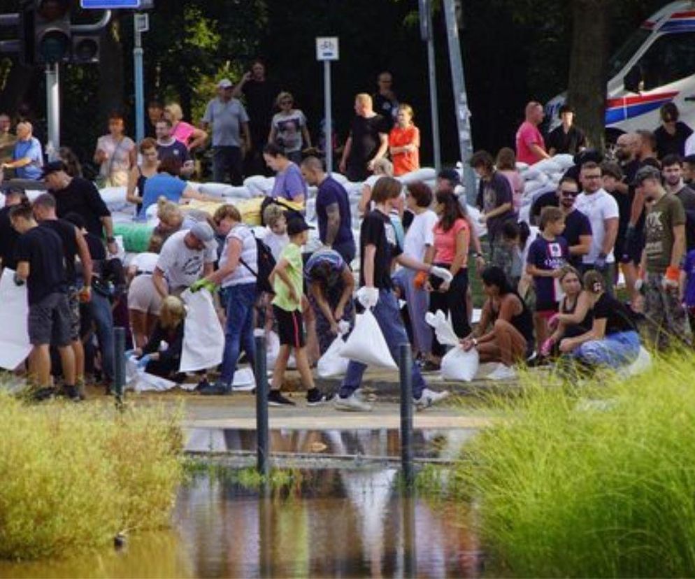 Zbiera pieniądze dla powodzian. OMZRiK już zawiadomił prokuraturę we Wrocławiu. To oszustwo