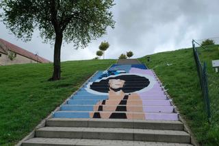 Nowe murale w Łomży! Potrzebne są jeszcze ostatnie szlify