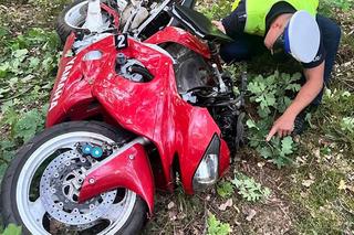 Śmierć podczas jazdy próbnej. 25-latek bez kasku i prawa jazdy testował motocykl. Tragedia w Cisowniku