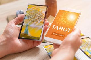 Tarot w Polsce: kto i gdzie uczy się go najchętniej?