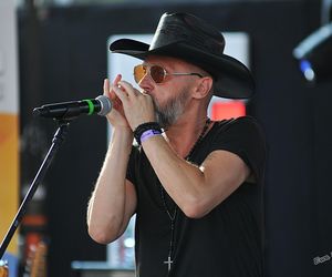 Piknik Country i Folk 2025. Tysiące fanów muzyki przyjechały do Mrągowa na kultowy festiwal