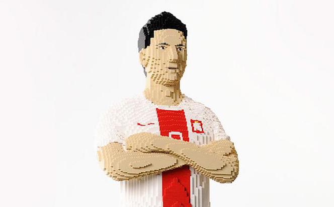 Robert Lewandowski z klocków LEGO na Stadionie Narodowym