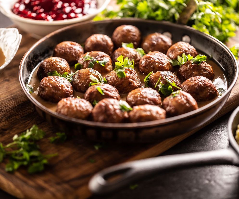 Kotlety mielone w sosie własnym - tak mięciutkie, że rozpływają się w ustach