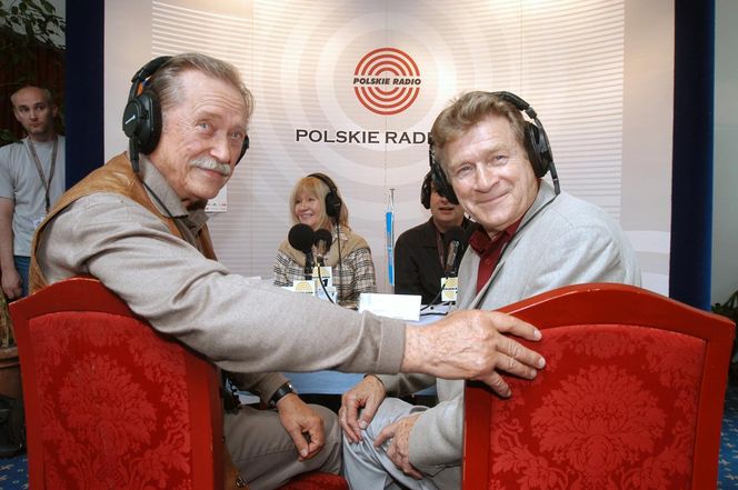 Emil Karewicz przez 62 lata był mężem jednej kobiety. O skrywanej tajemnicy dzieci aktora dowiedziały się z książki