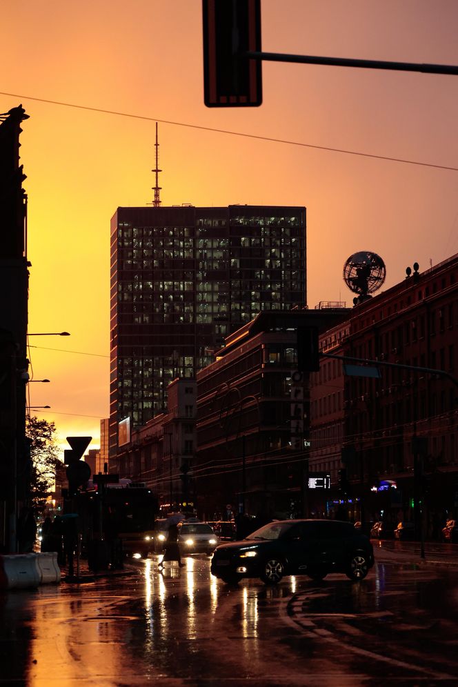 Burza i tęcza w Warszawie (30.10.2025)