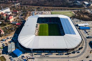 Budowa stadionu w Szczecinie. Dach już gotowy