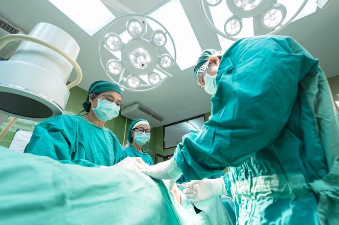 21-latek z Leżajska przeszedł operację przyszycia ręki! Trudny, kilkugodzinny zabieg