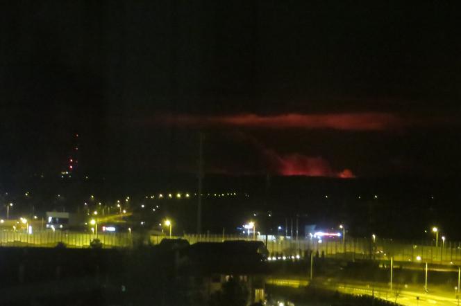 Biebrzański Park Narodowy PŁONIE. Gigantyczny pożar widać z Białegostoku! [ZDJĘCIA]