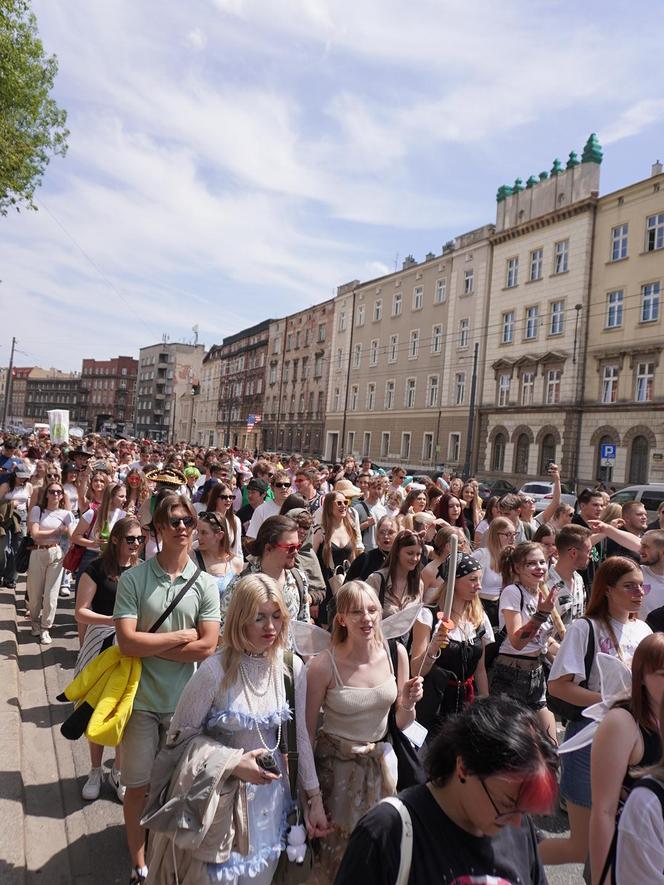 Juwenalia Śląskie 2024. Korowód przeszedł ulicami Katowic. Studenci mają klucze do miasta