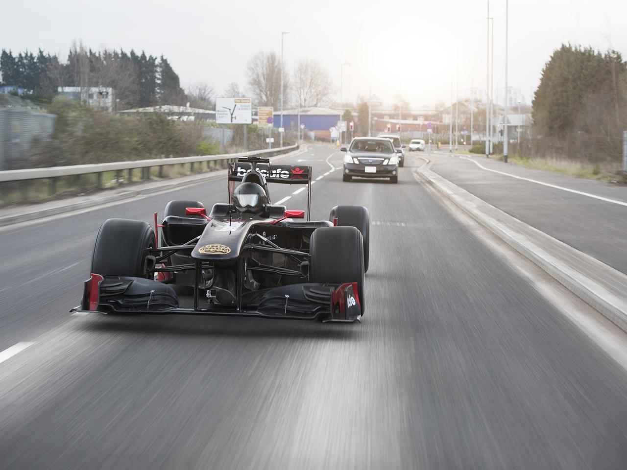 2011 Sauber C30 F1 na Gumball 3000