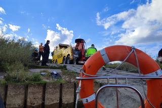 Dlaczego kierujący zjechał autem wprost do Wisły? Cudem uniknął śmierci!