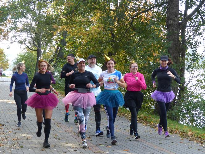 Trzy lata parkrunu wokół Małego Jezioraka