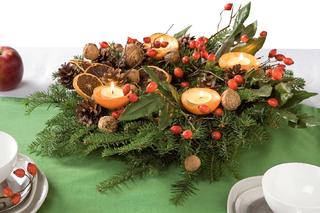 Jak zrobić świąteczny stroik bożonarodzeniowy na stół? Szybki kurs zrób to sam