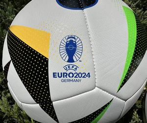 Luteranie w Szczyrku zbierają piłki z okazji EURO 2024 