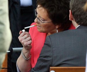  Największe kopciuchy w Sejmie. Politycy nałogowi palacze